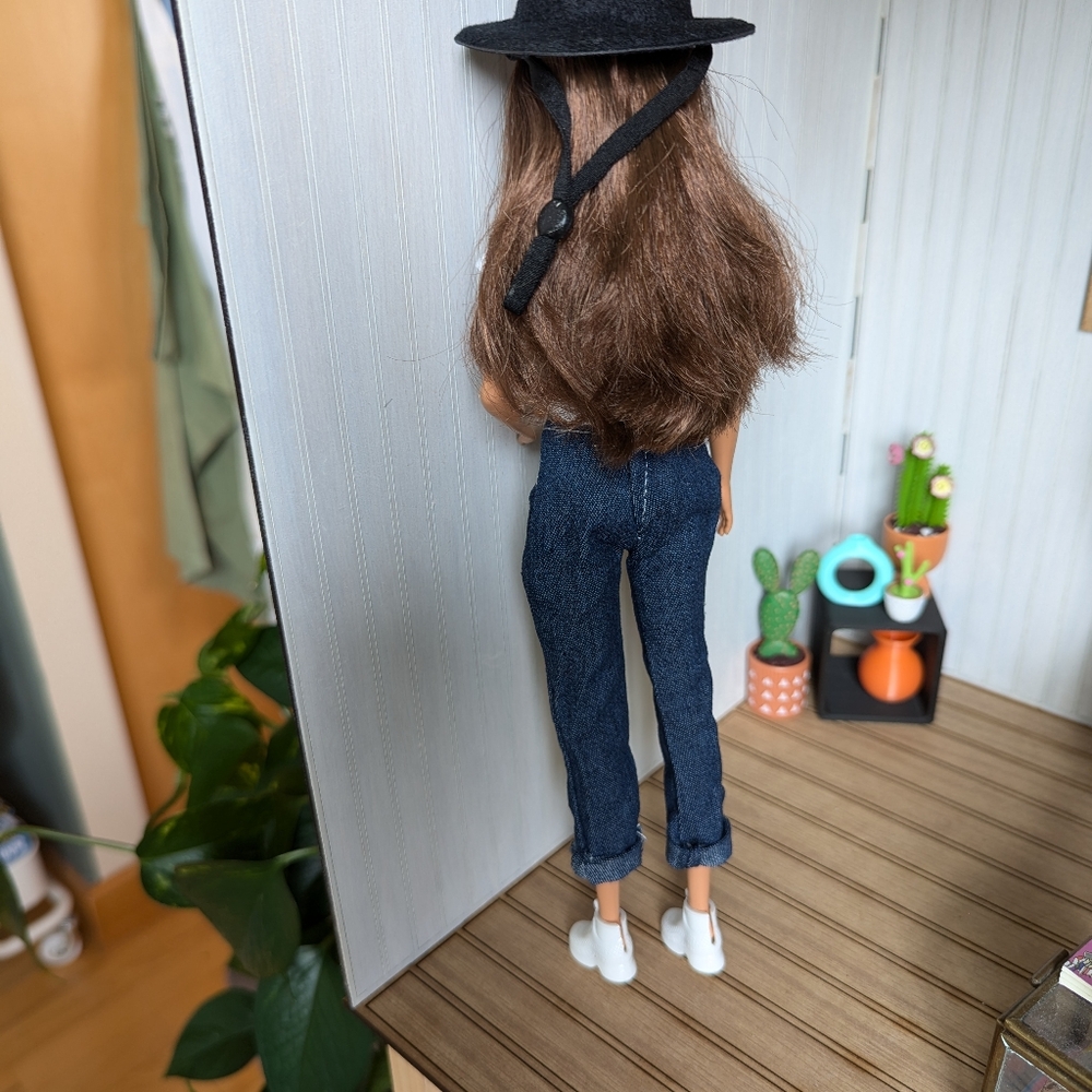 Barbie Restyled - Picture 4 of 4